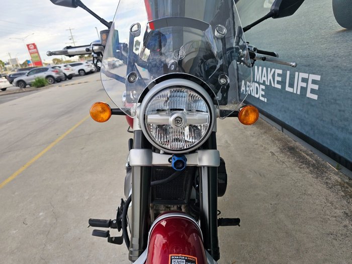 2023 ROYAL ENFIELD (SEE ALSO ENFIEL SUPER METEOR 650 Red