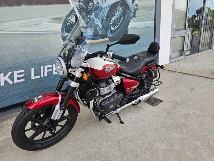 2023 ROYAL ENFIELD (SEE ALSO ENFIEL SUPER METEOR 650 Red