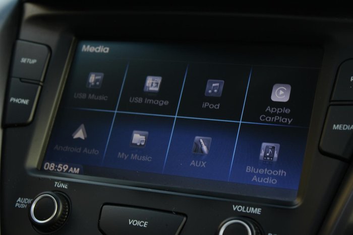 2017 Hyundai Veloster SR Turbo FS5 Series II White Crystal