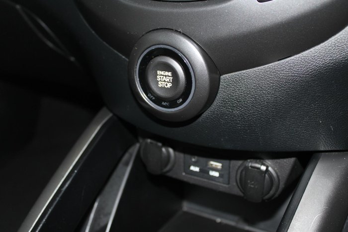 2017 Hyundai Veloster SR Turbo FS5 Series II White Crystal