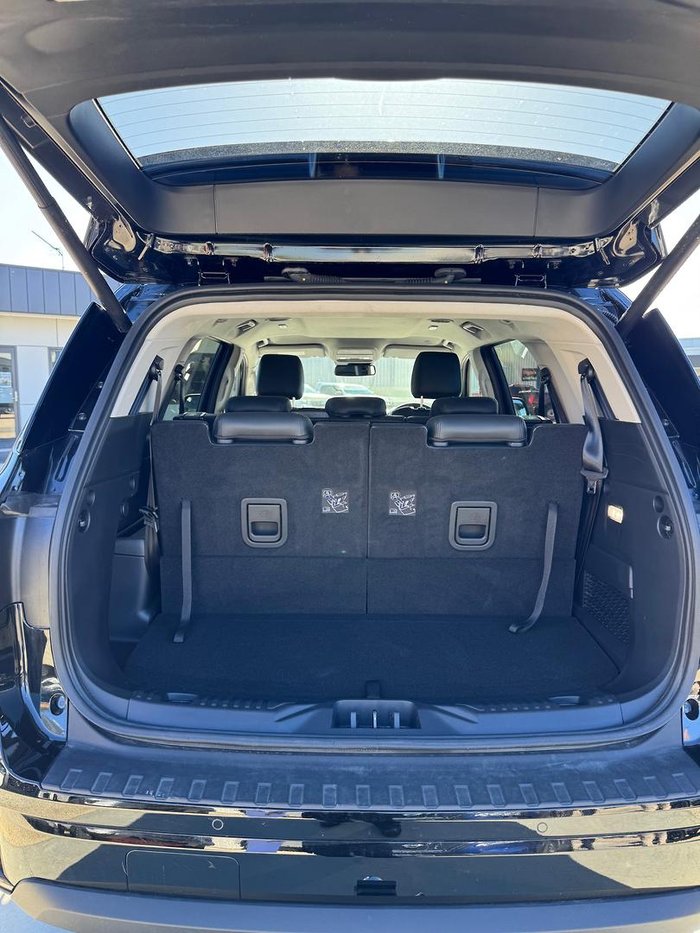 2025 Ford Everest Trend MY25.50 4X4 Dual Range Shadow Black