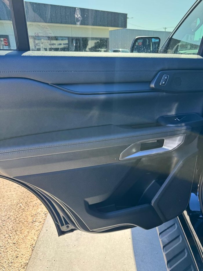 2025 Ford Everest Trend MY25.50 4X4 Dual Range Shadow Black