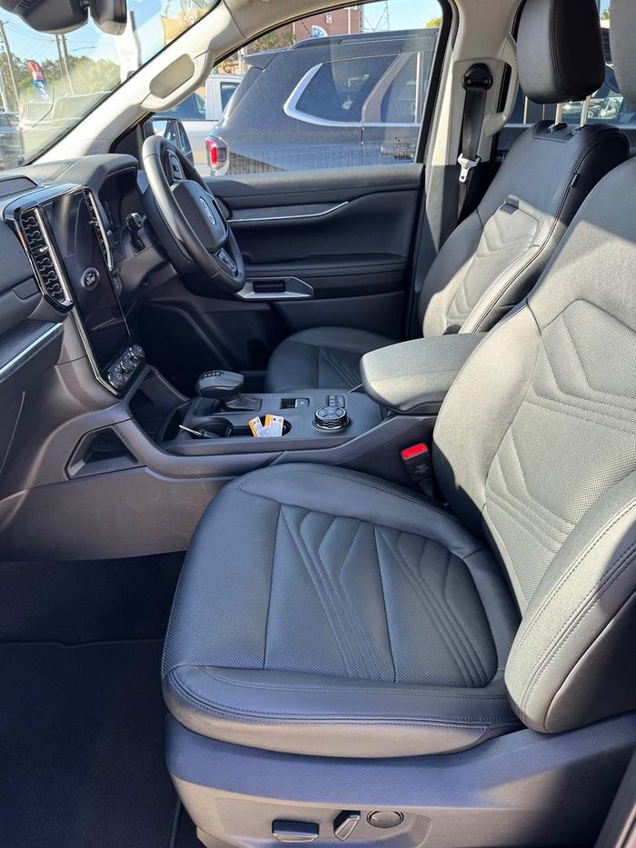 2025 Ford Everest Trend MY25.50 4X4 Dual Range Shadow Black