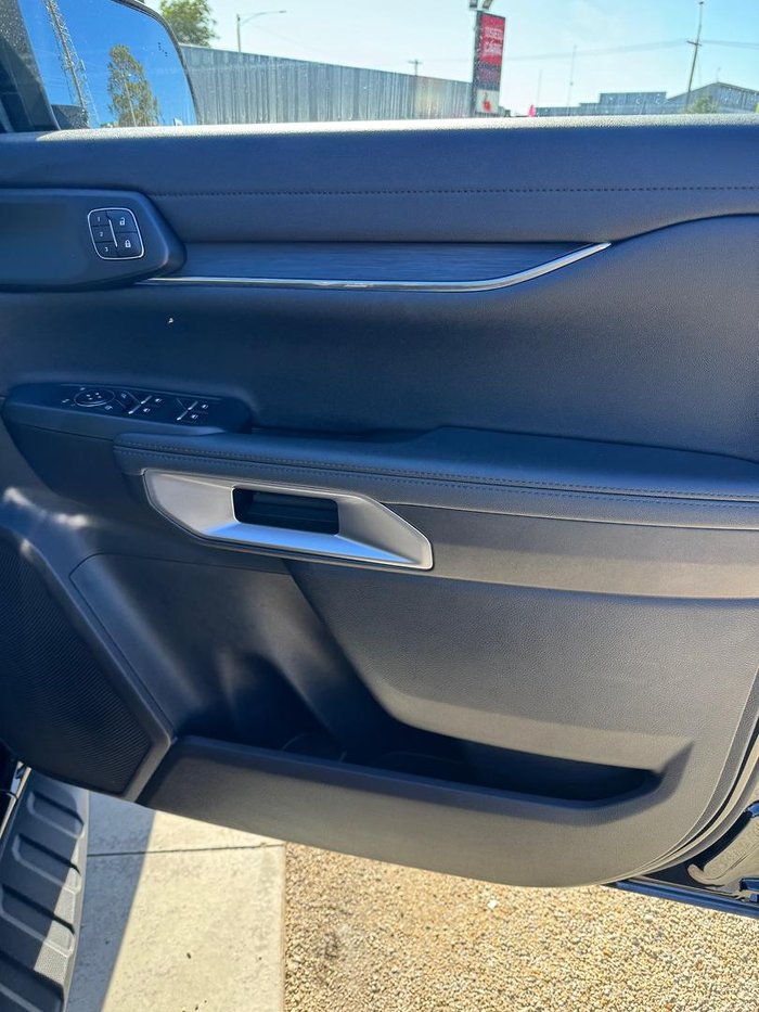 2025 Ford Everest Trend MY25.50 4X4 Dual Range Shadow Black