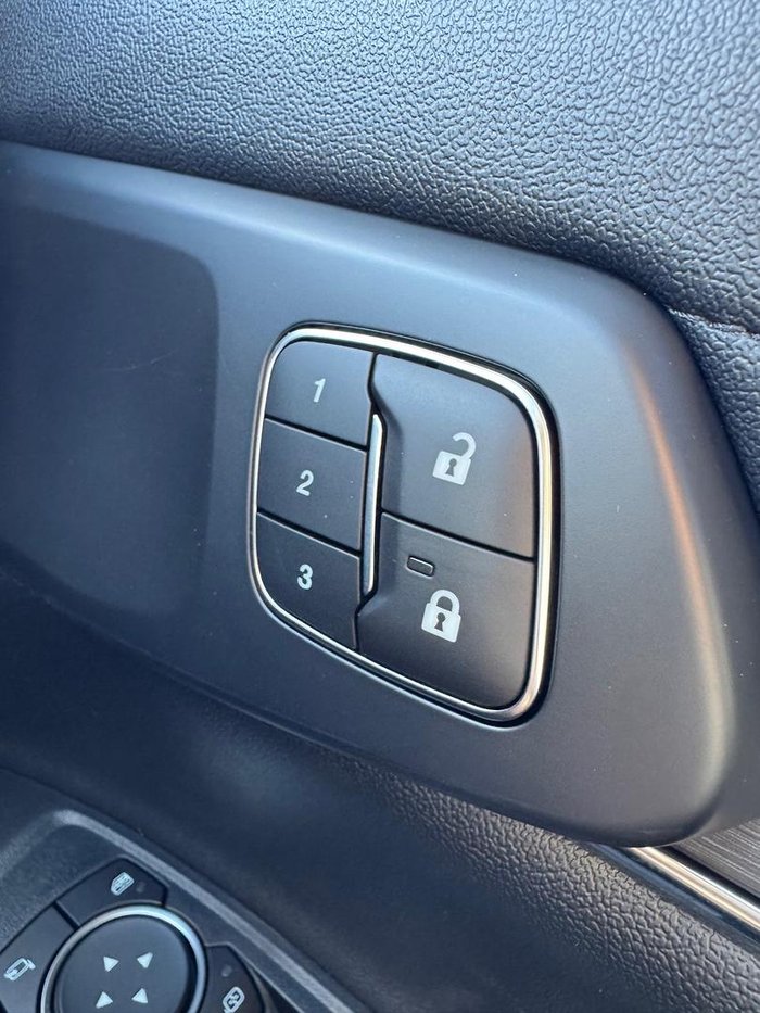 2025 Ford Everest Trend MY25.50 4X4 Dual Range Shadow Black