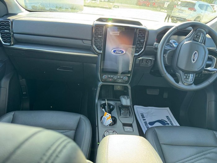 2025 Ford Everest Trend MY25.50 4X4 Dual Range Shadow Black