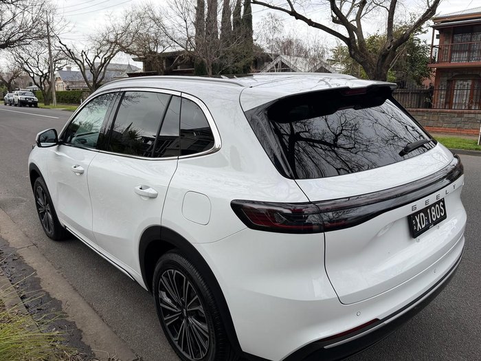 2025 Geely Starray EM-i Inspire