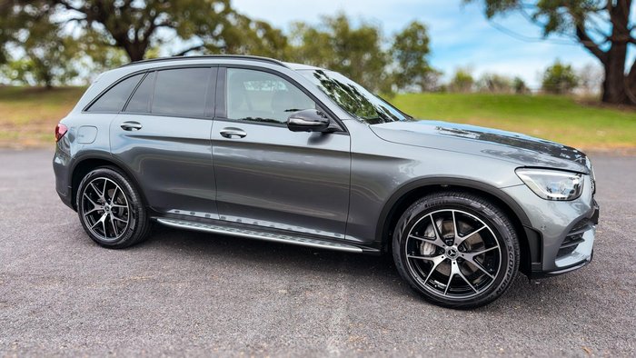 2021 Mercedes-Benz GLC-Class GLC300