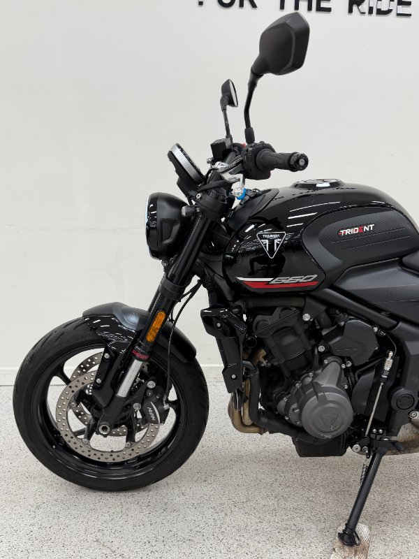 2025 Triumph 2025 TRIUMPH 660CC TRIDENT LAMS Black
