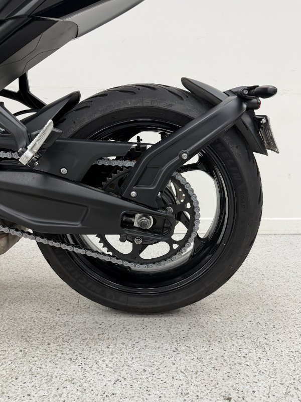 2025 Triumph 2025 TRIUMPH 660CC TRIDENT LAMS Black