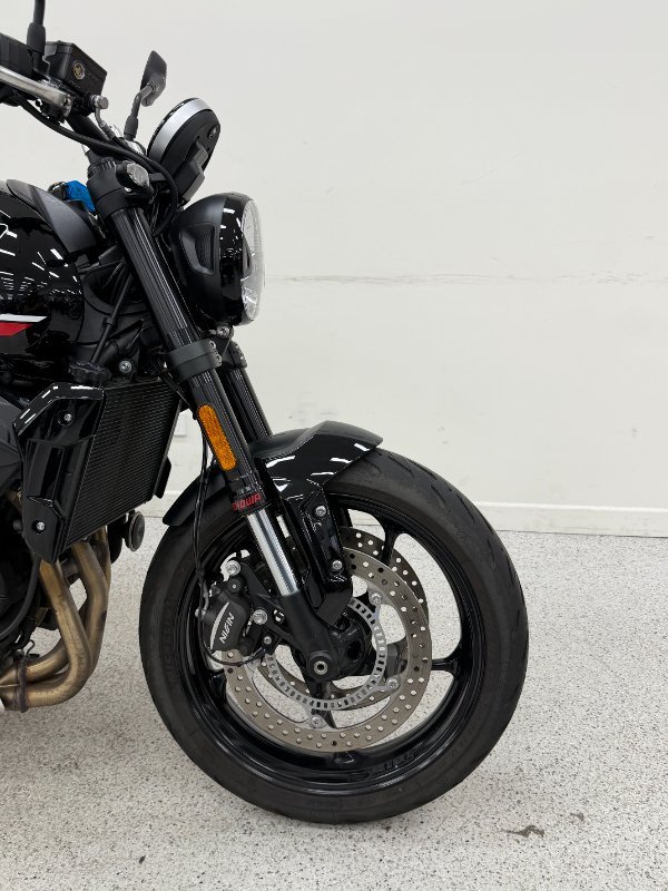 2025 Triumph 2025 TRIUMPH 660CC TRIDENT LAMS Black