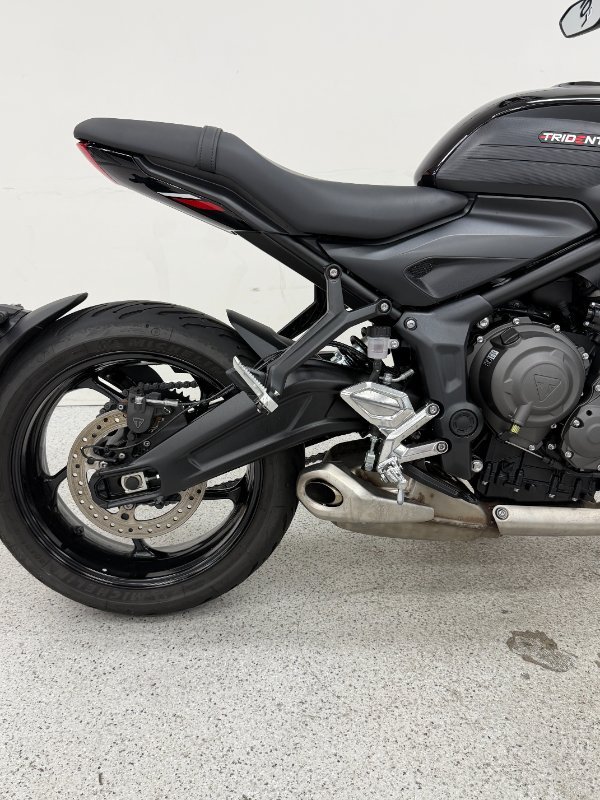 2025 Triumph 2025 TRIUMPH 660CC TRIDENT LAMS Black