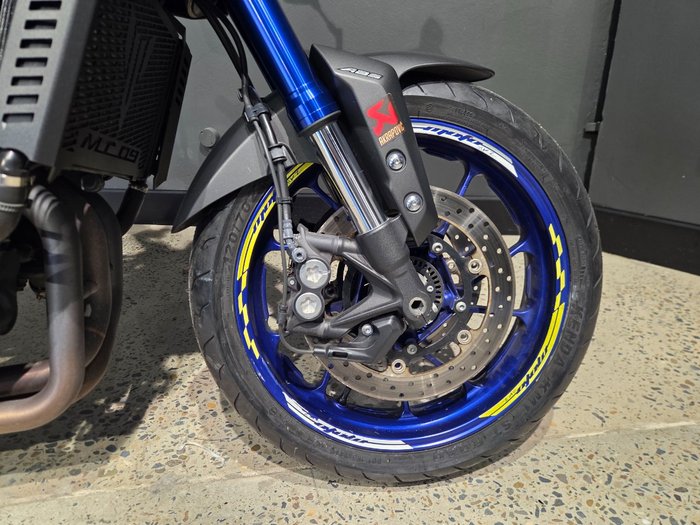 2016 Yamaha MT-09 SILVER