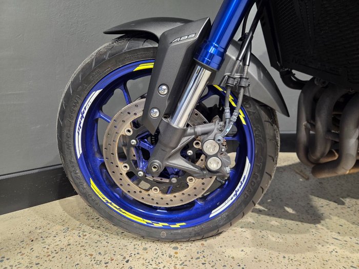 2016 Yamaha MT-09 SILVER
