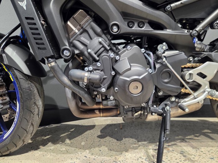 2016 Yamaha MT-09 SILVER