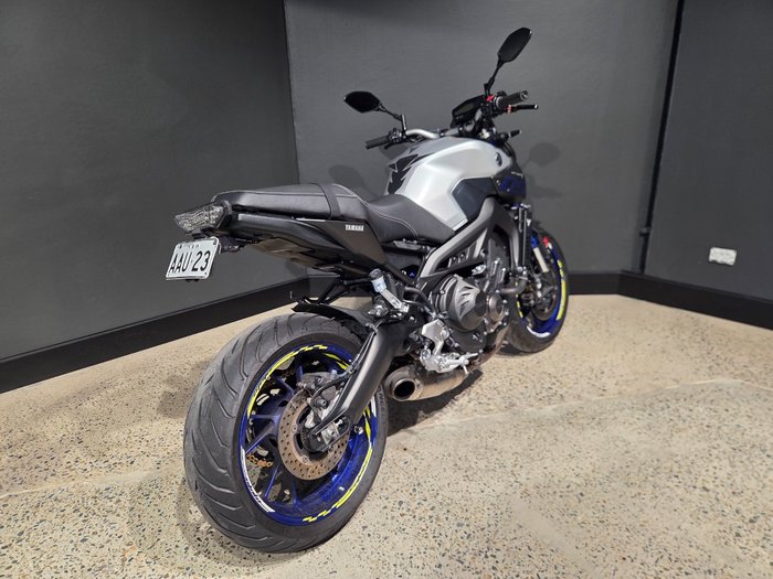 2016 Yamaha MT-09 SILVER