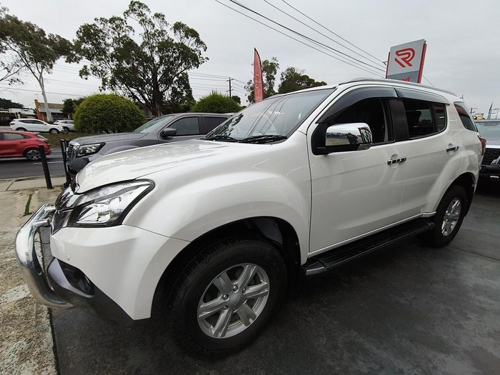 2015 Isuzu MU-X LS-T MY15 4x2 Silky White