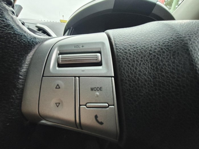 2015 Isuzu MU-X LS-T MY15 4x2 Silky White