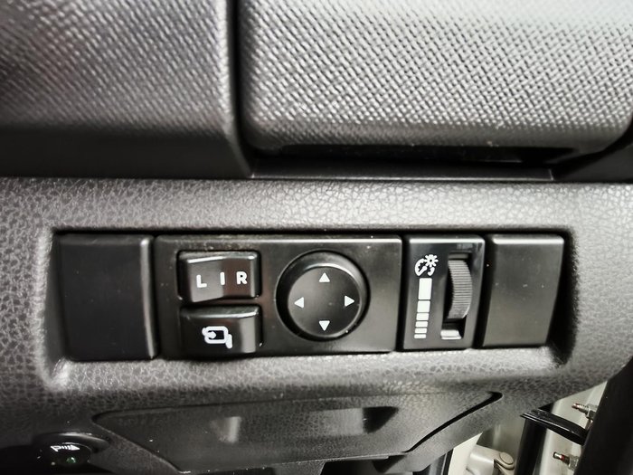 2015 Isuzu MU-X LS-T MY15 4x2 Silky White