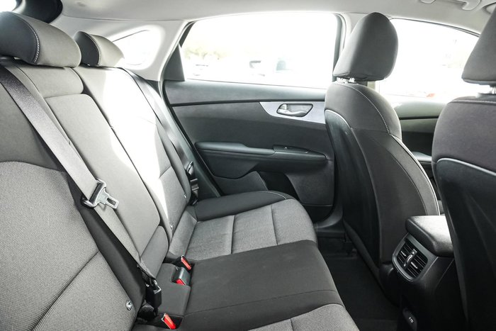 2024 Kia Cerato S