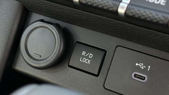 2025 Mitsubishi Triton GSR MV MY25 4X4 Dual Range Black Mica