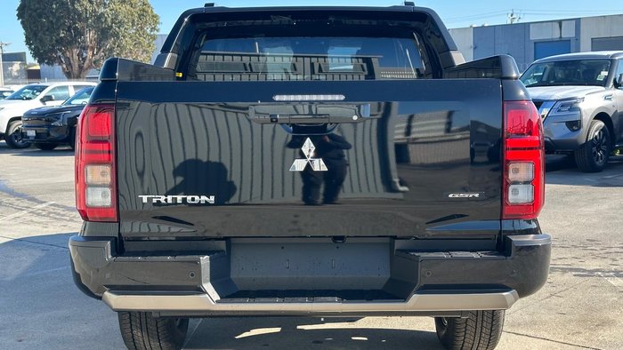 2026 Mitsubishi Triton GSR MV MY26 4X4 Dual Range Black Mica