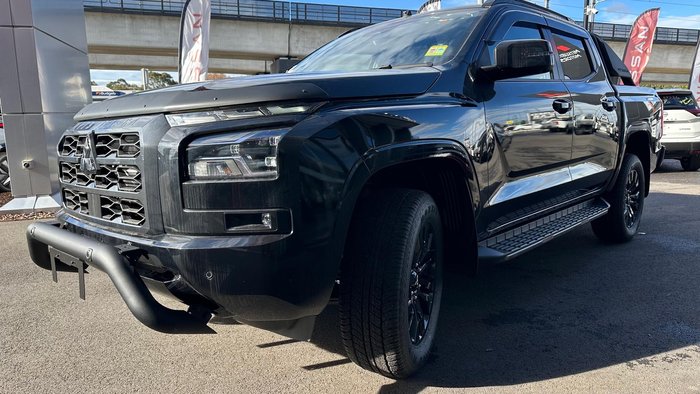 2025 Mitsubishi Triton GSR MV MY25 4X4 Dual Range Black Mica