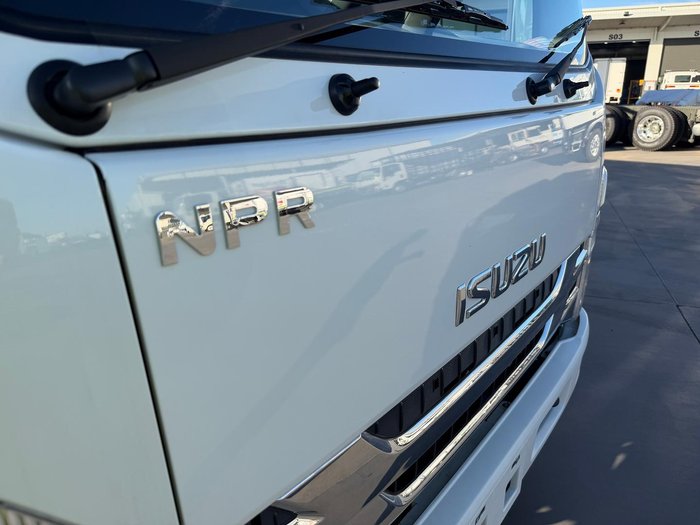 2025 Isuzu N Series NPR 75-190