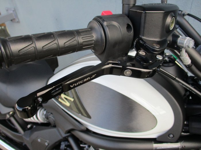 2022 Kawasaki VULCAN S BLIZZARD WHITE/CARBON GREY