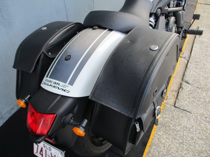 2022 Kawasaki VULCAN S BLIZZARD WHITE/CARBON GREY