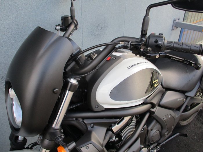 2022 Kawasaki VULCAN S BLIZZARD WHITE/CARBON GREY