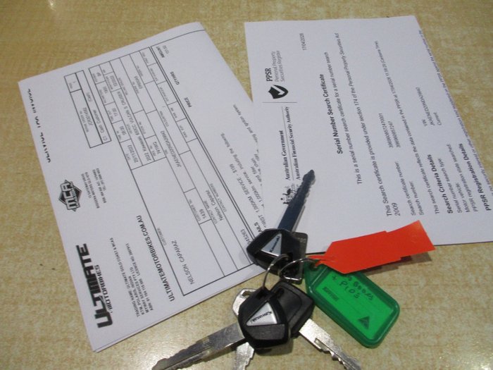 2022 Kawasaki VULCAN S BLIZZARD WHITE/CARBON GREY