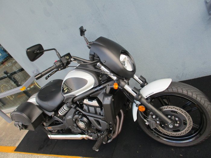 2022 Kawasaki VULCAN S BLIZZARD WHITE/CARBON GREY