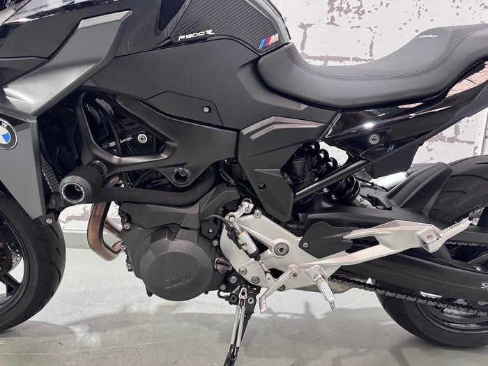 2025 BMW F 900 R Triple Black F 900 Black