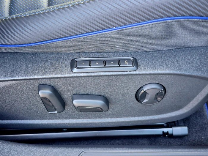 2024 Volkswagen Golf R 8 MY24 Four Wheel Drive Pure White