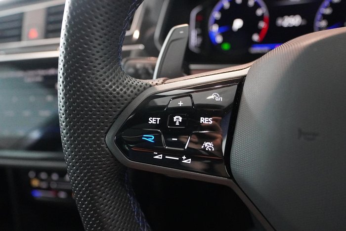 2023 Volkswagen Tiguan R