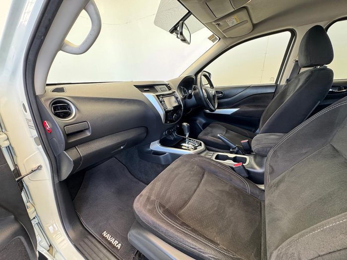 2018 Nissan Navara ST-X