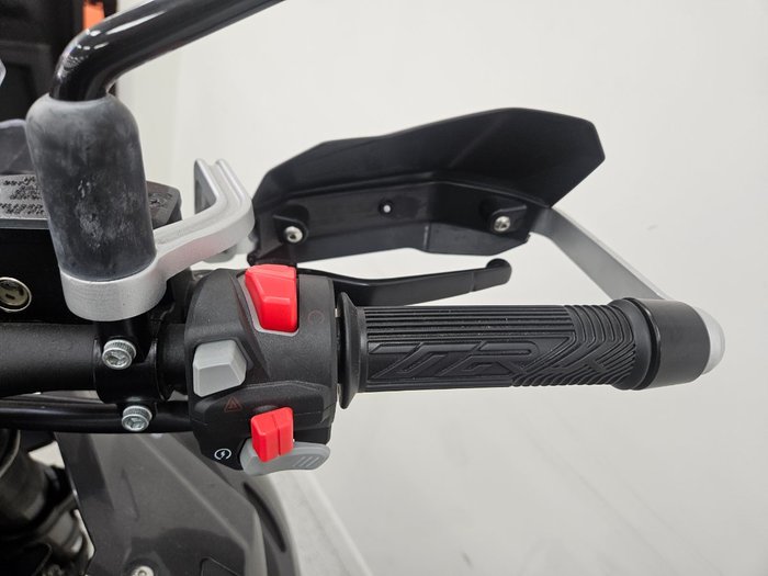 2022 Benelli TRK 502X (ABS) grey