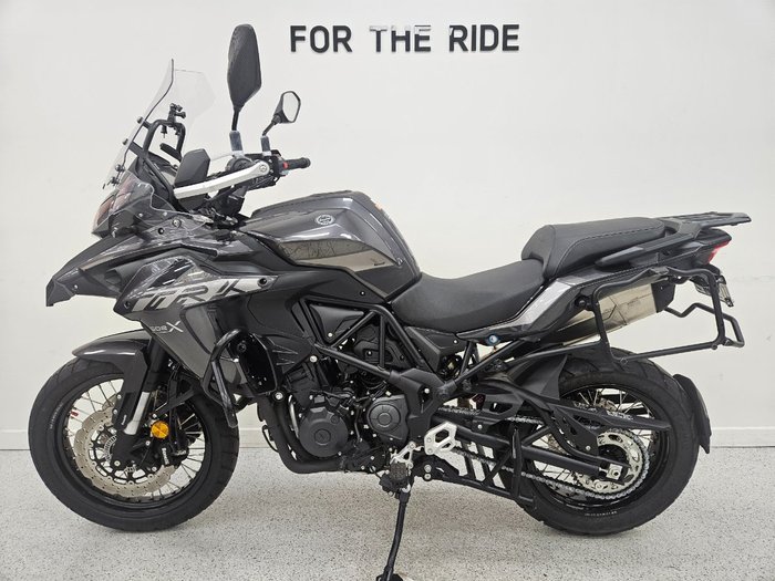 2022 Benelli TRK 502X (ABS) grey
