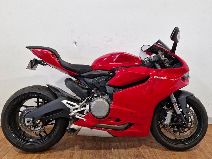 2015 Ducati 899 PANIGALE RED