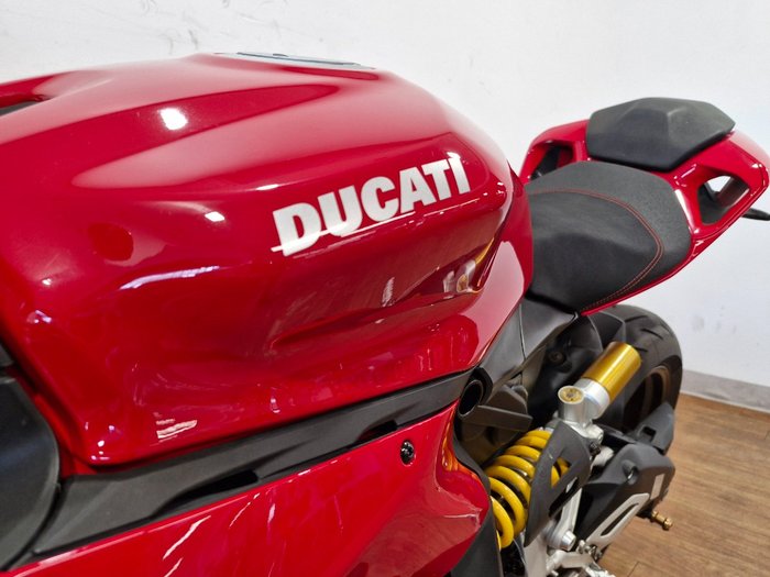 2015 Ducati 899 PANIGALE RED