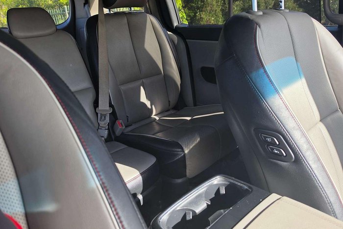 2019 Kia Carnival Platinum YP MY20 White