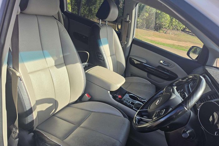 2019 Kia Carnival Platinum YP MY20 White