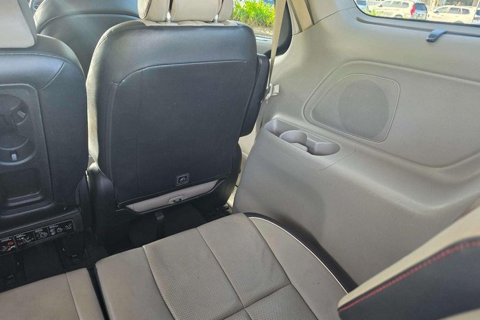 2019 Kia Carnival Platinum YP MY20 White