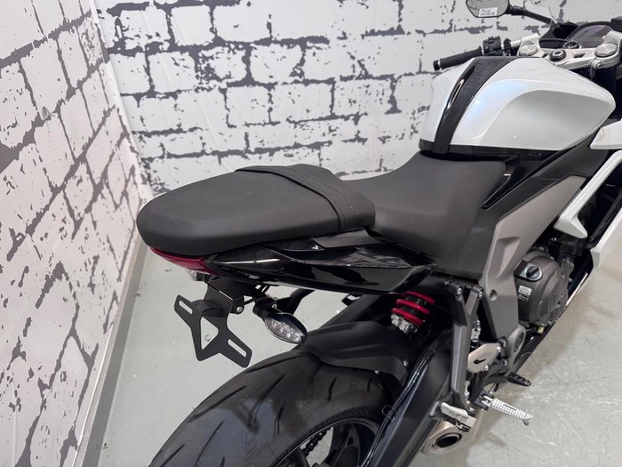 2024 Triumph Daytona 660 LAMS Daytona White