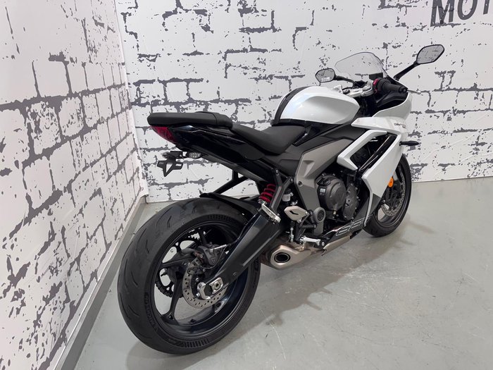 2024 Triumph Daytona 660 LAMS Daytona White