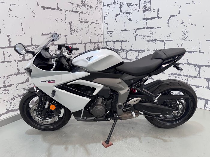 2024 Triumph Daytona 660 LAMS Daytona White