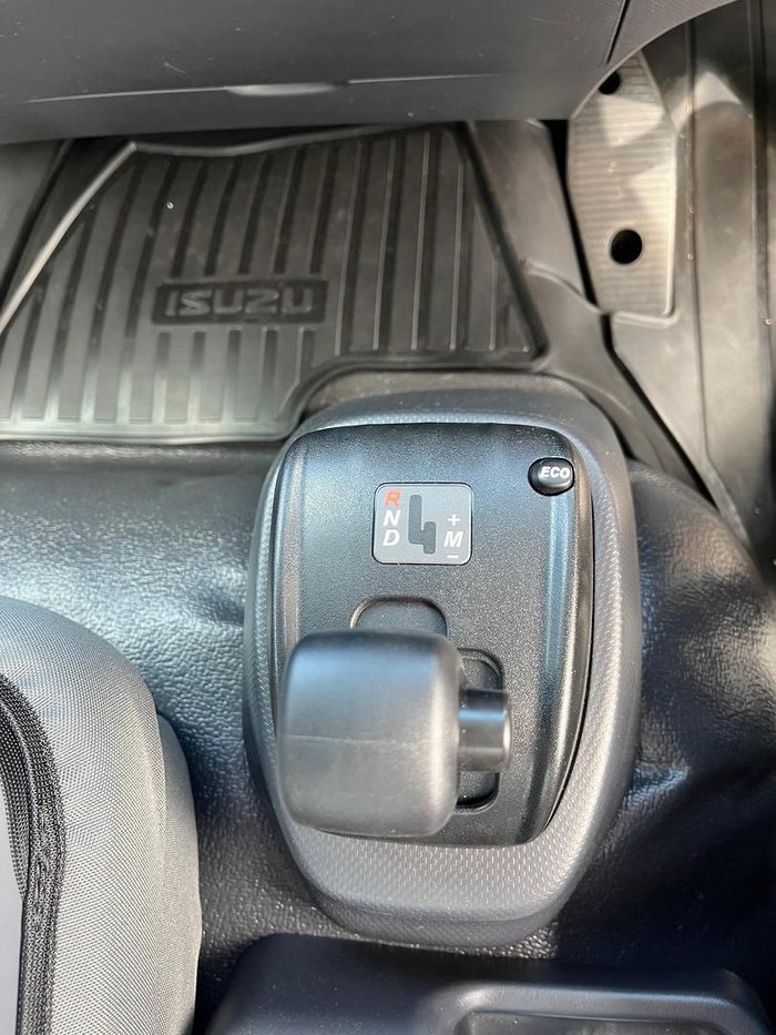 2025 Isuzu F Series FRR110-240