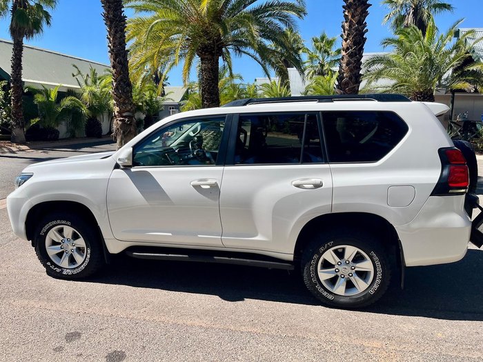 2022 Toyota Landcruiser Prado GXL