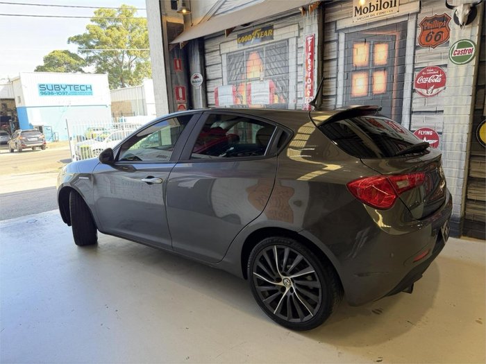 2013 Alfa Romeo Giulietta
